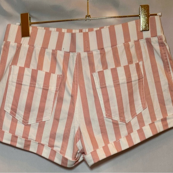 Rewash Brand Striped Coral Pink and White Juniors/Women Shorts - Picture 4 of 5